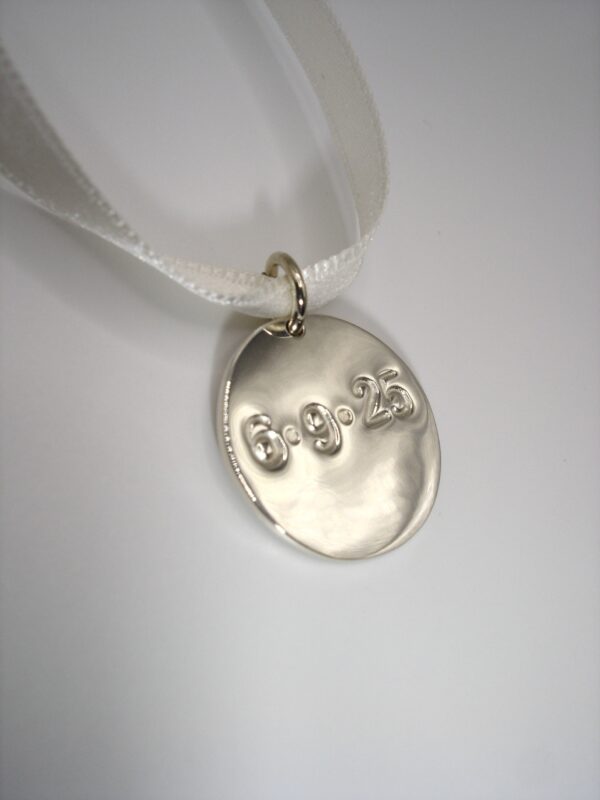 Medalla Ramo Novia Plata de ley 925 - Imagen 3