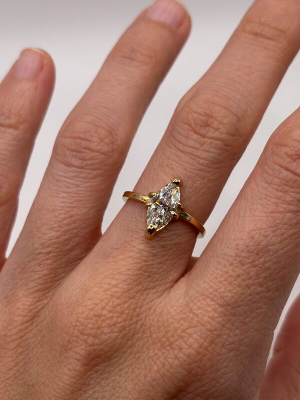 Anillo Vivianne